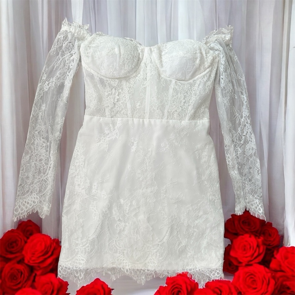 Elegant White Lace Long Sleeve Dress